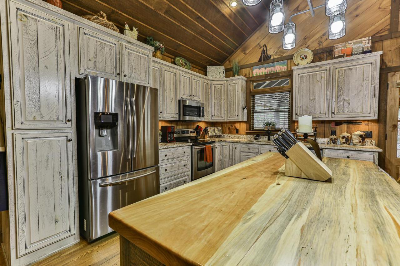 Eagles Crest - Long Range Layered Mountain Views In Peaceful Neighborhood! Βίλα Mineral Bluff Εξωτερικό φωτογραφία