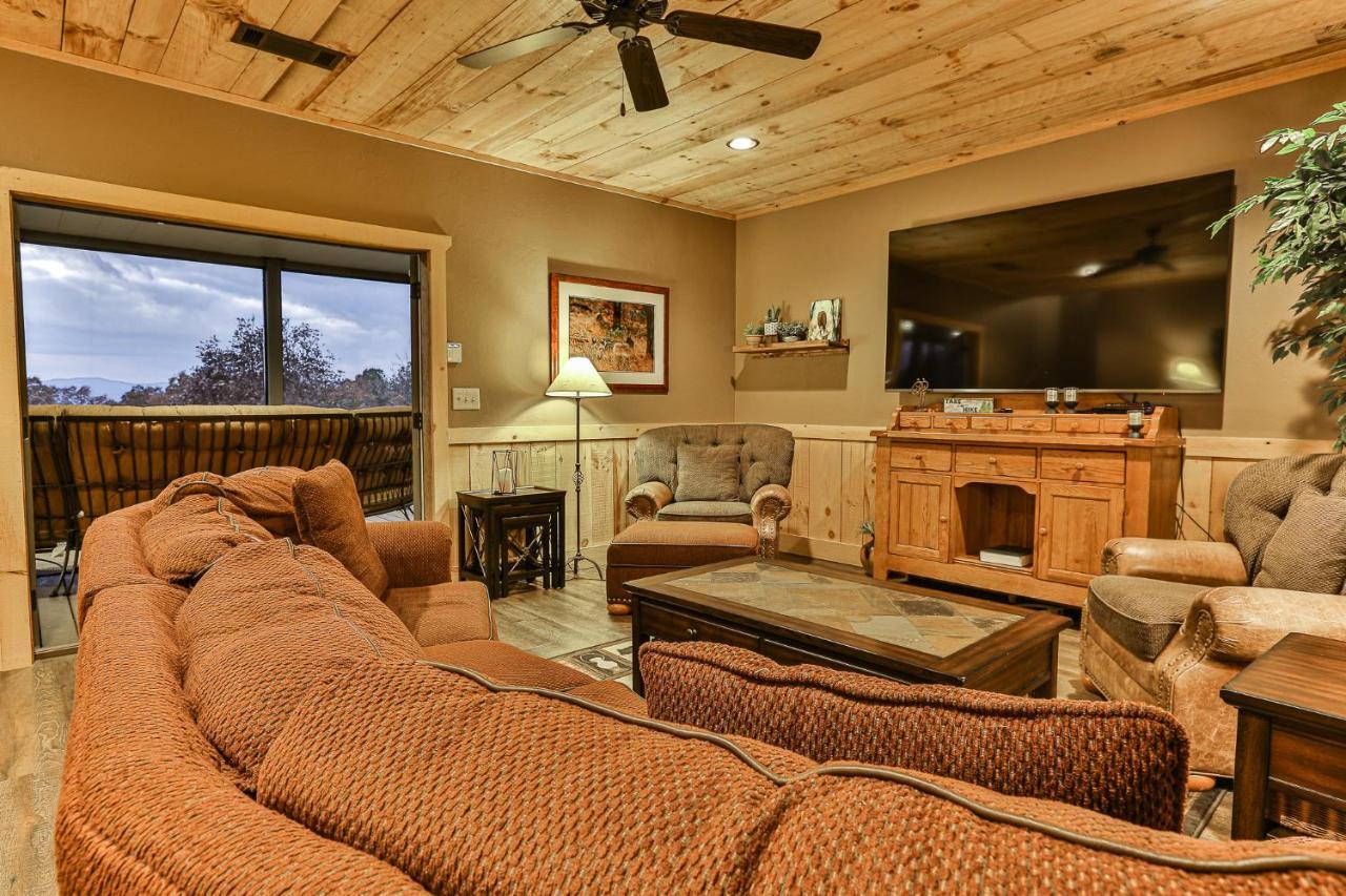 Eagles Crest - Long Range Layered Mountain Views In Peaceful Neighborhood! Βίλα Mineral Bluff Εξωτερικό φωτογραφία
