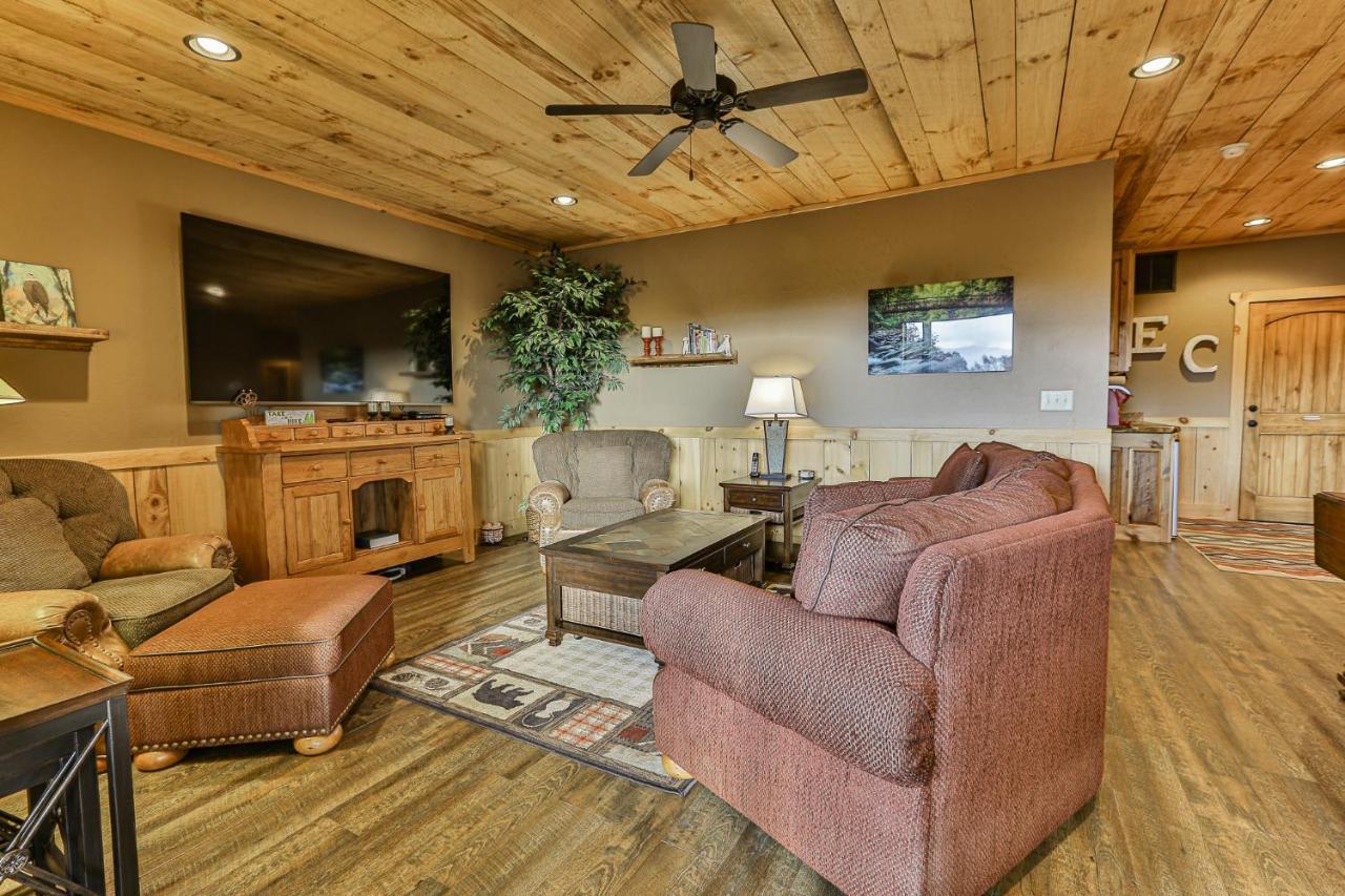 Eagles Crest - Long Range Layered Mountain Views In Peaceful Neighborhood! Βίλα Mineral Bluff Εξωτερικό φωτογραφία