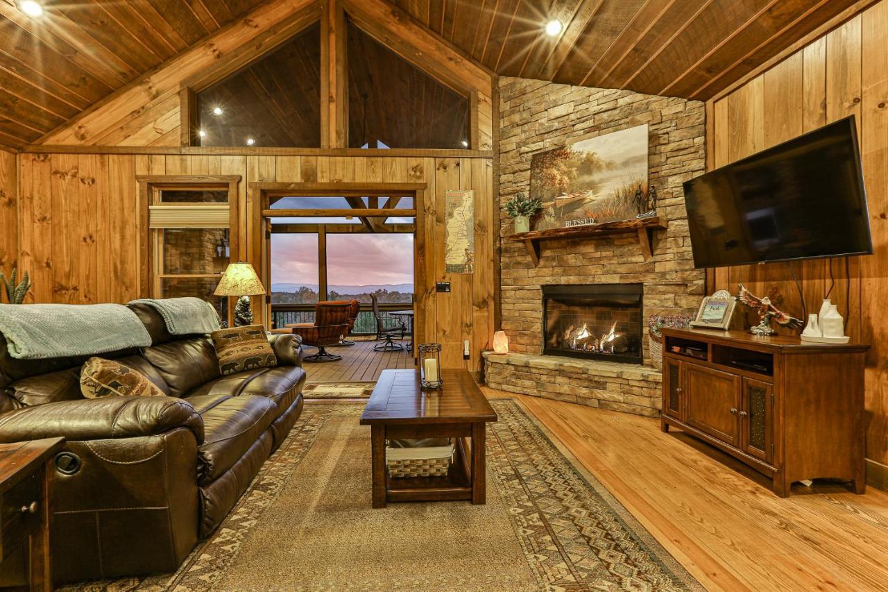 Eagles Crest - Long Range Layered Mountain Views In Peaceful Neighborhood! Βίλα Mineral Bluff Εξωτερικό φωτογραφία